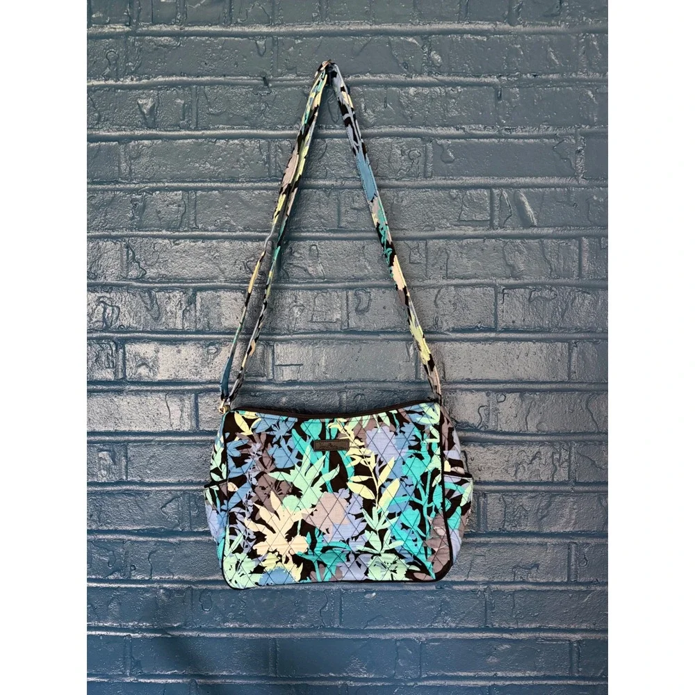 Vera‎ Bradley Quilted Cotton Crossbody Bag Blue Green Floral Leaf Print Zip Top