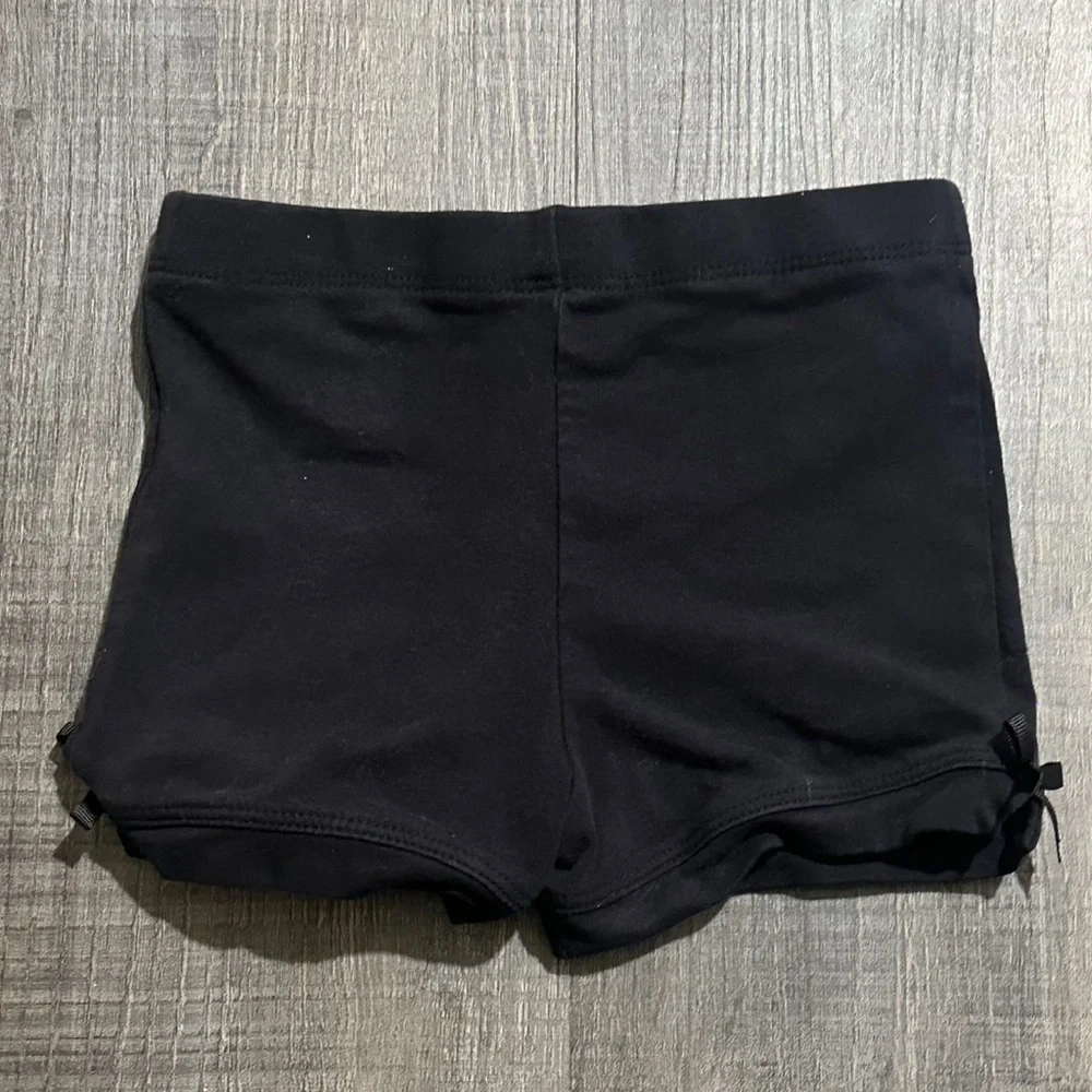 💞 Little Girls Size XS / 4 Black Knit Shorts with Bows