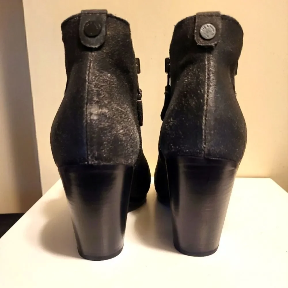 Rag & Bone Margot Black Distressed Leather Side Zip Ankle Boots sz.7/37 Ret.$495