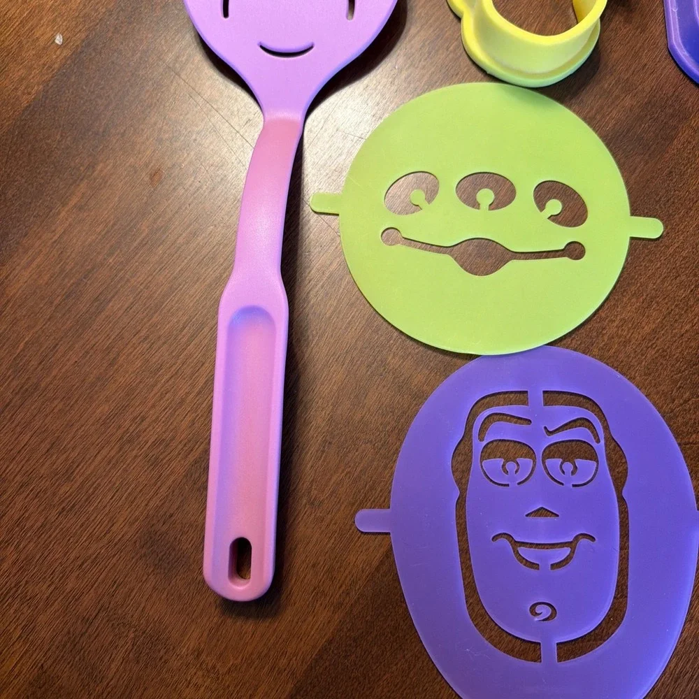 Pampered Chef quality molds
