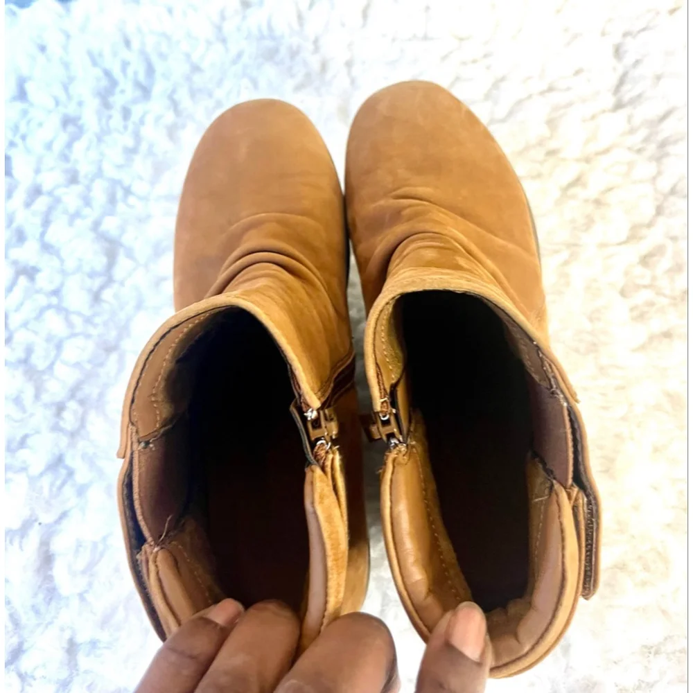 Skechers suede parallel