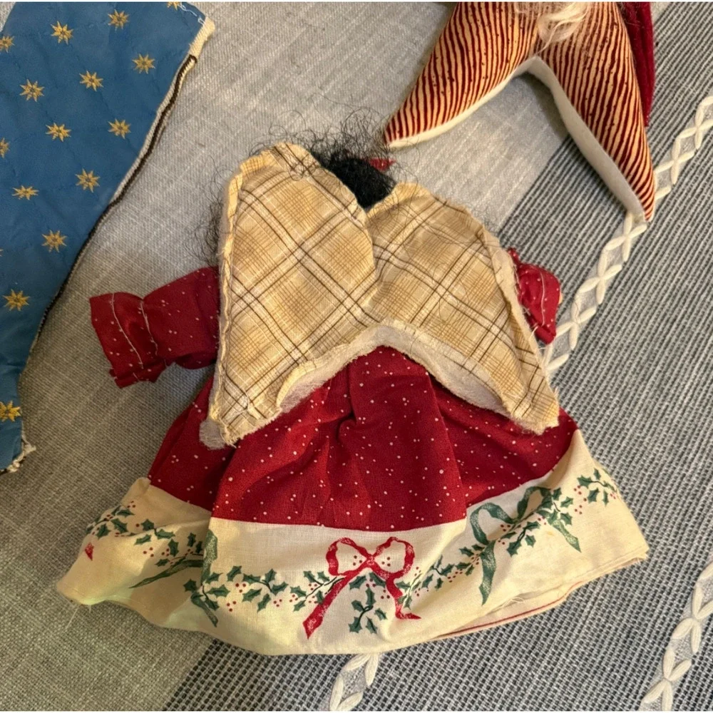 N/A charming primitive