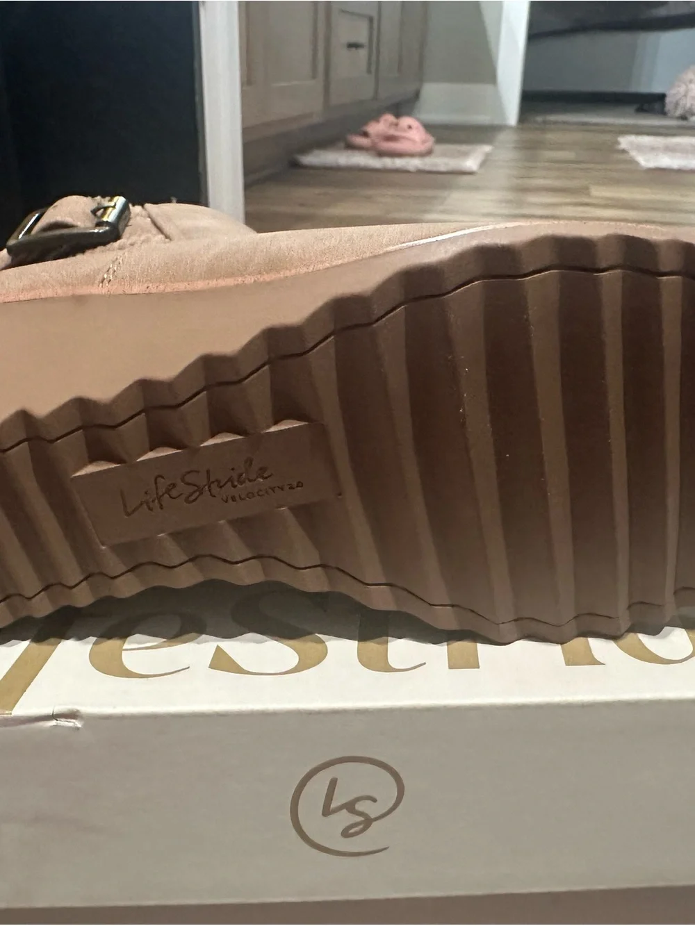 Life Stride sleek taupe