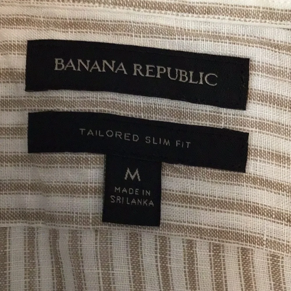 Banana Republic reposhing this