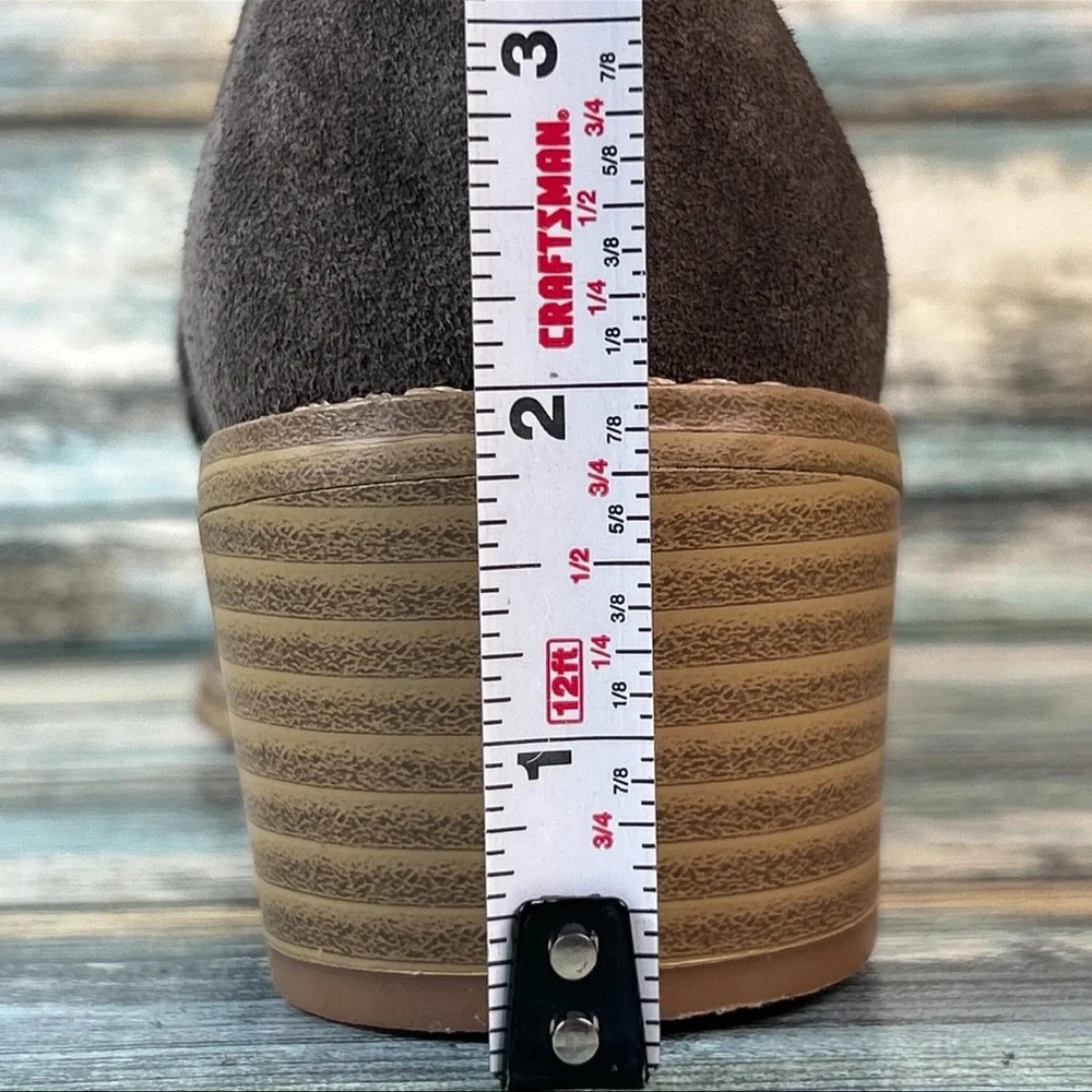 Clarks normal suede