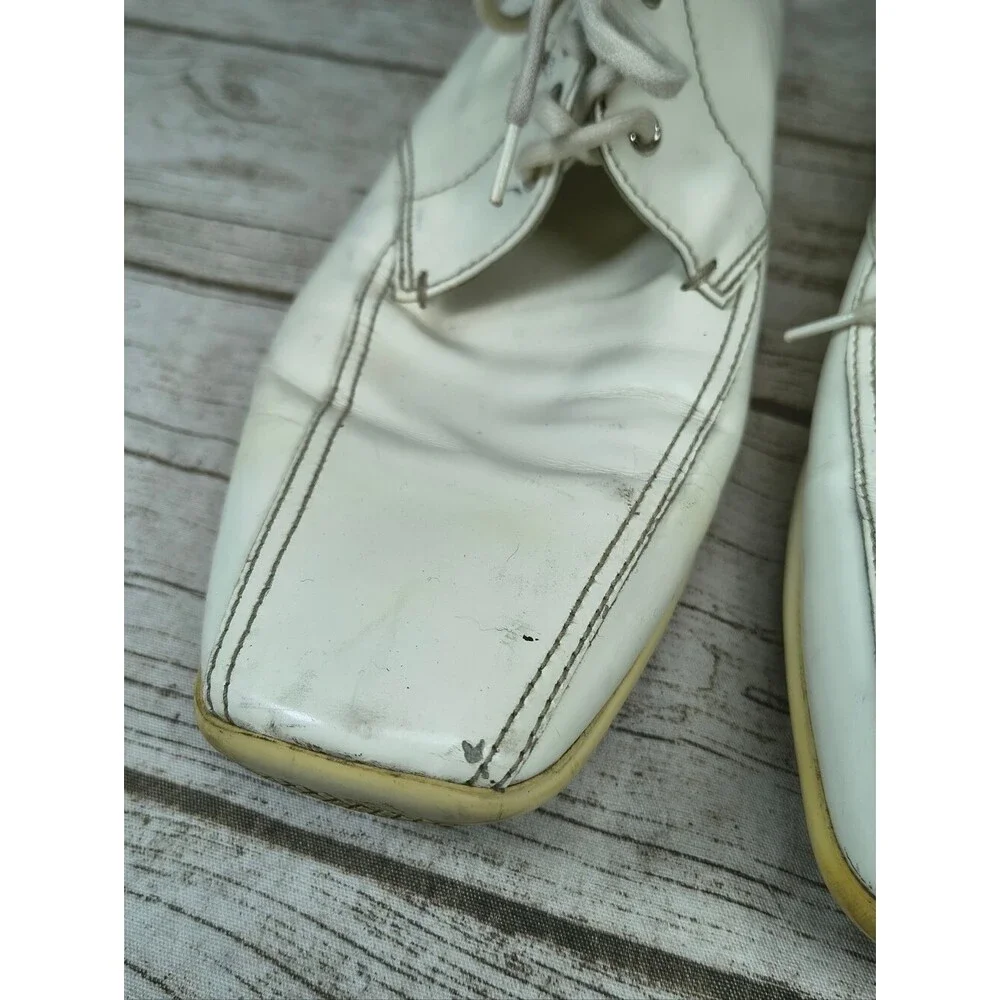 Prada good minor