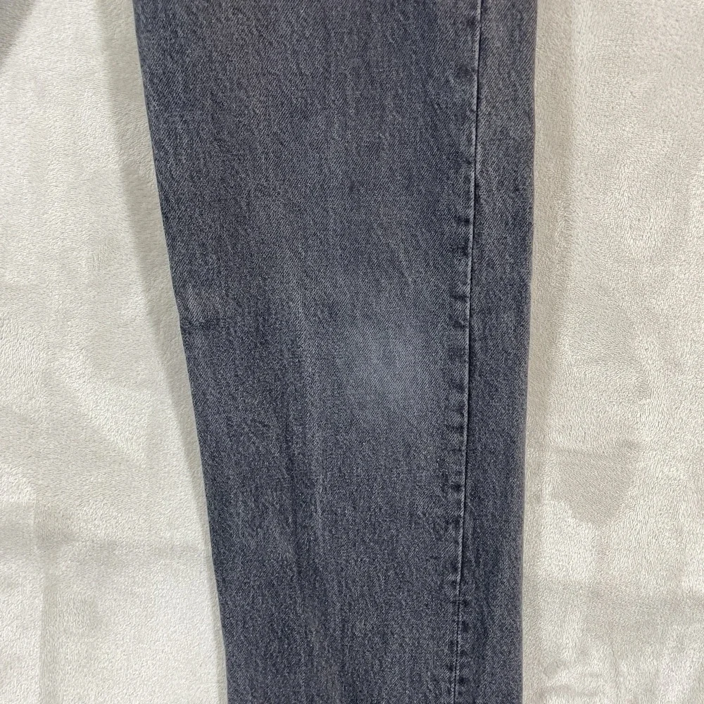 Levis item excellent