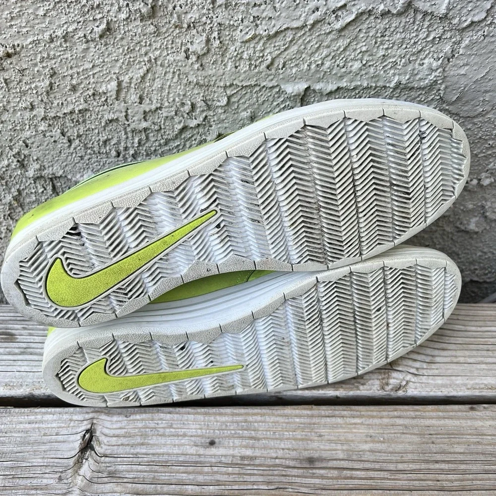 Nike Shoes Men Size 13 SB Lunarlon Oneshot Volt Neon Green