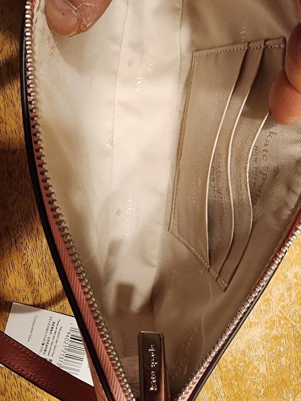 kate spade bag essentials