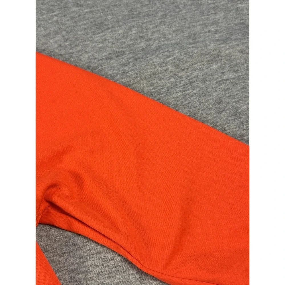 Boys Orange Under Armour HeatGear Pullover Long Sleeve Shirt Youth Medium YMD