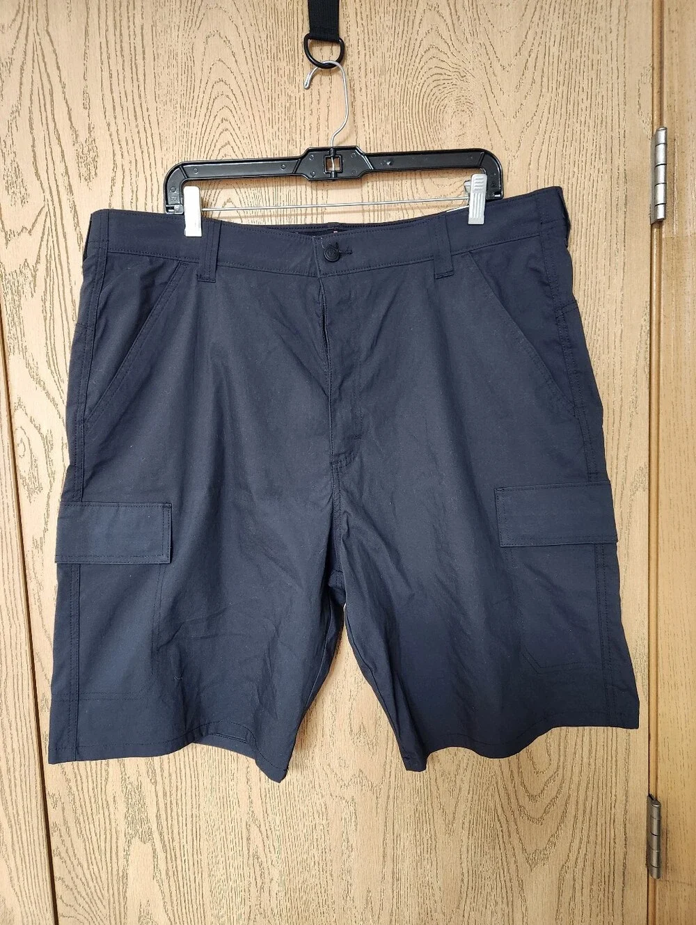 Wrangler Men's Cole Gray Cargo Shortsngler