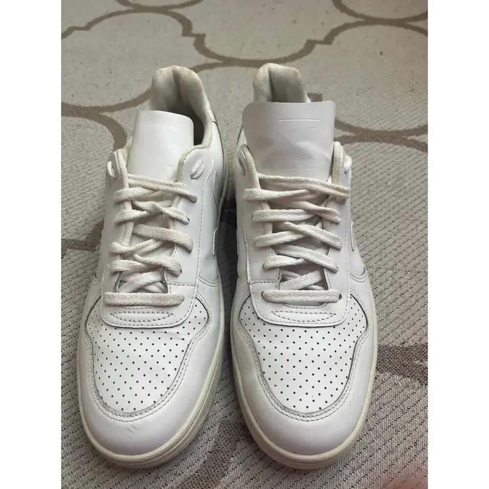 Veja 10 sneakers