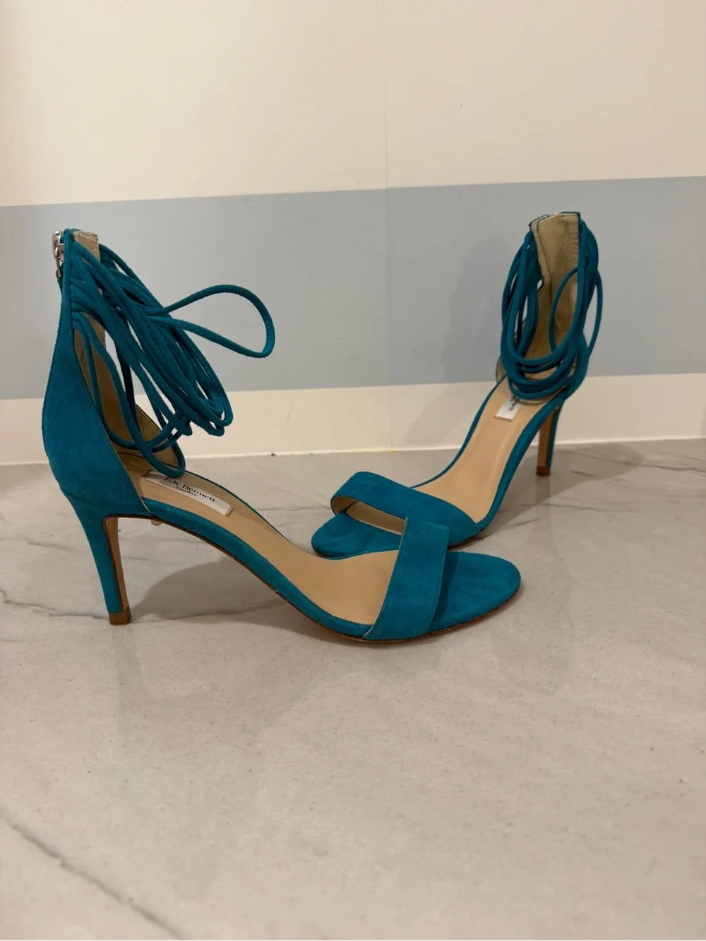 LK Bennett Teal Suede Ankle Wrap Heels Made in Spain 40 (US 8.5/9) NWOT