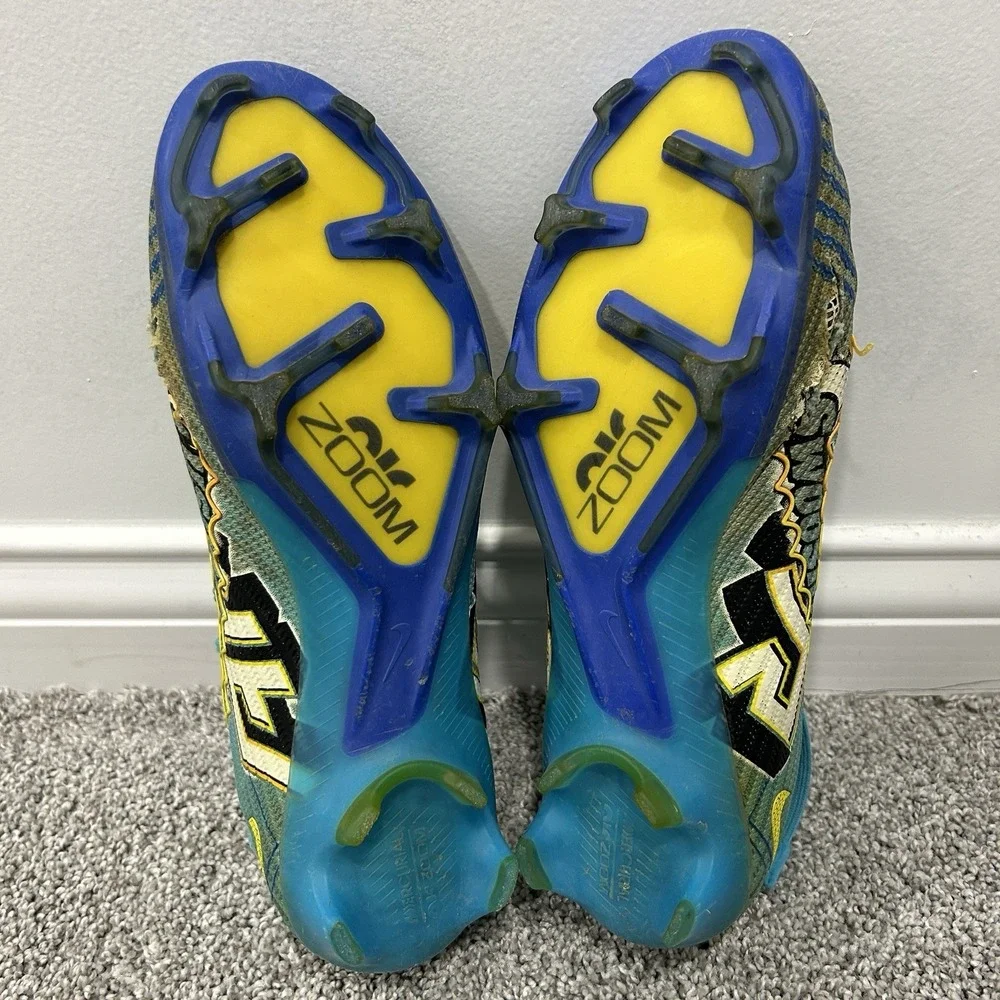 Nike product pair