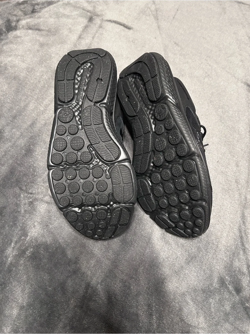 Under Armour sleek traction