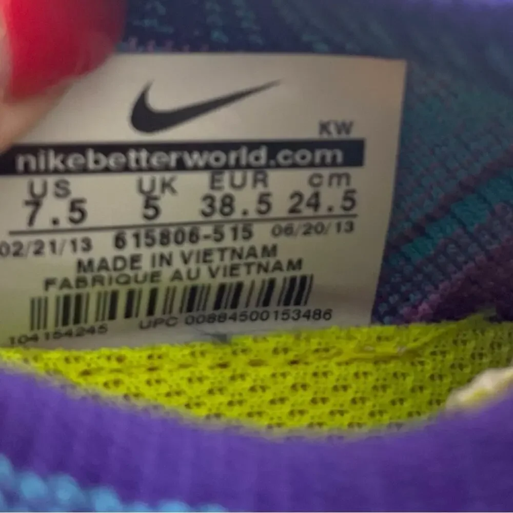 Nike free women’s purple