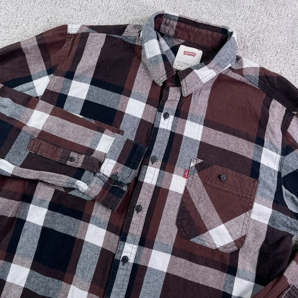 Levis up sale