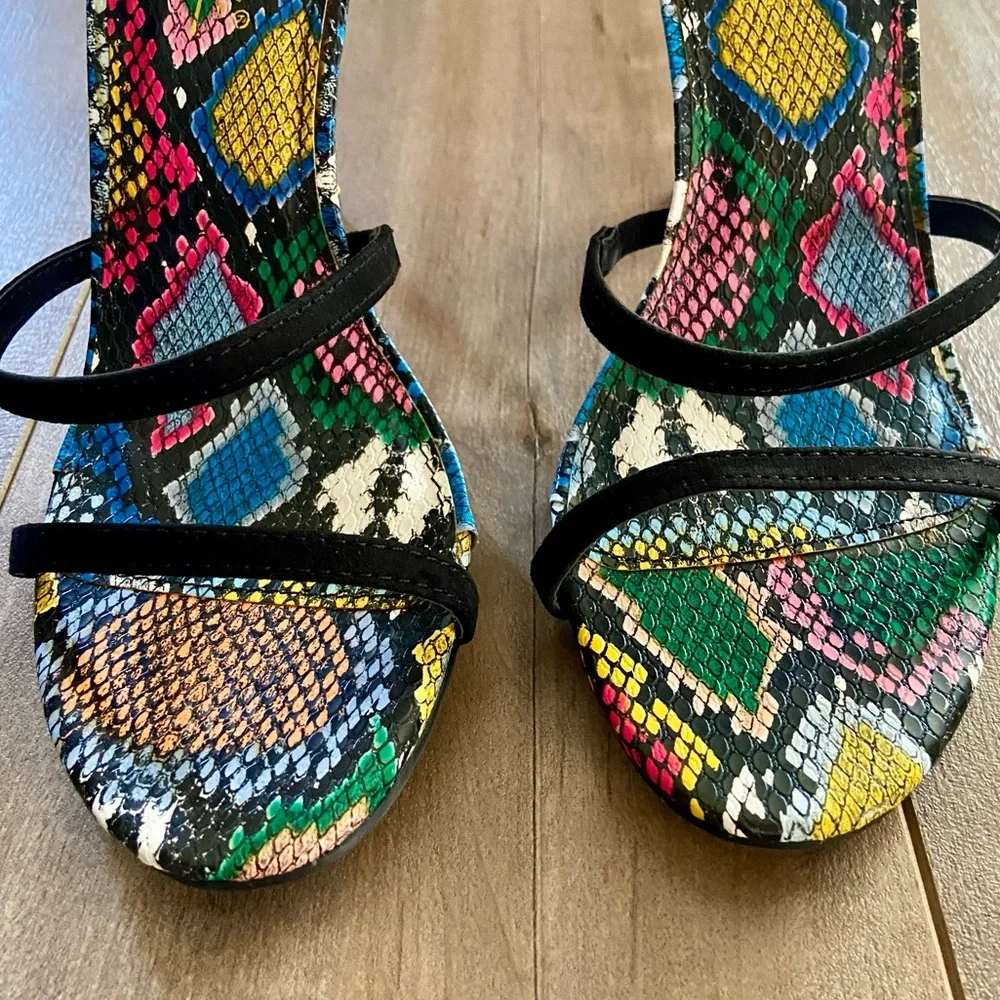 Anne Michelle black ankle