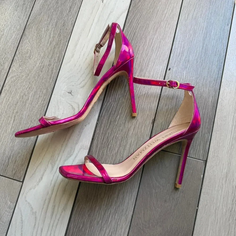 Stuart Weitzman sleek open