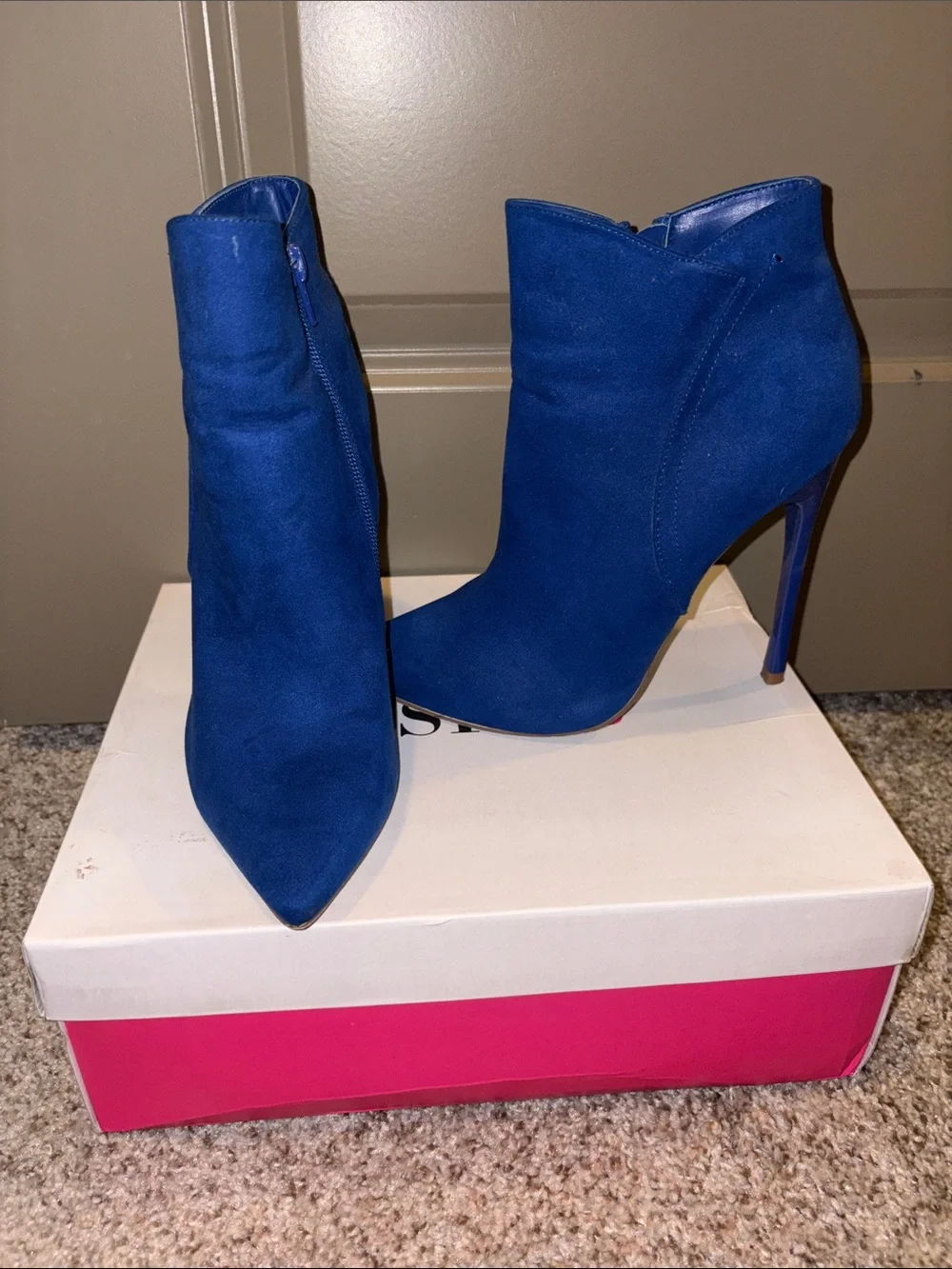 JustFab sleek pointed