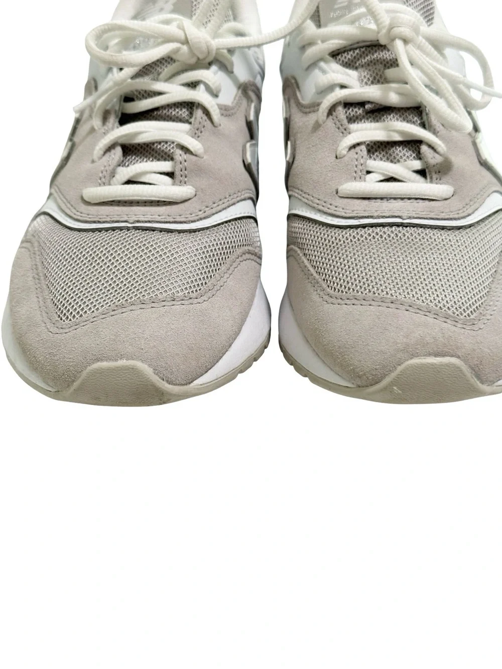 New Balance beyond sidekick