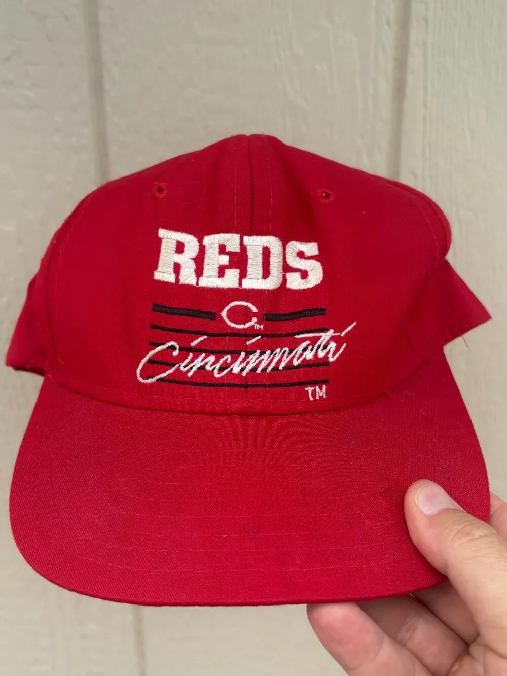 Vintage Cincinnati Reds Baseball Hat One Size MLB Designer Award Headwear 90s