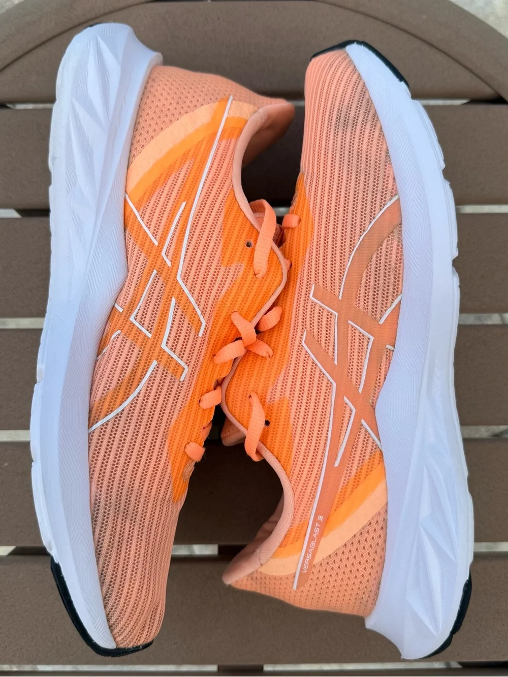 Asics versablast women’s