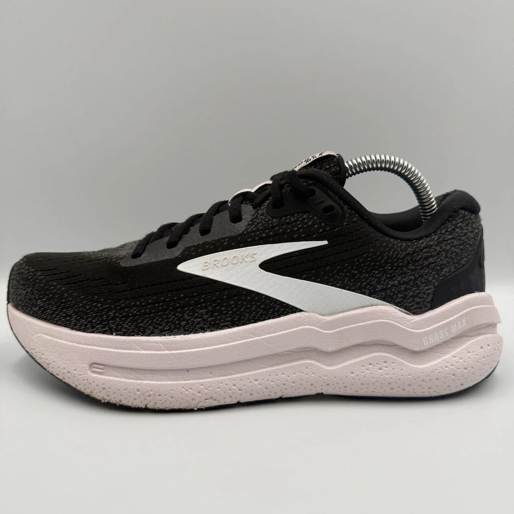Brooks Ghost Max 2 Women's Size 9 Black White Running Shoes Sneakers 1204201B077