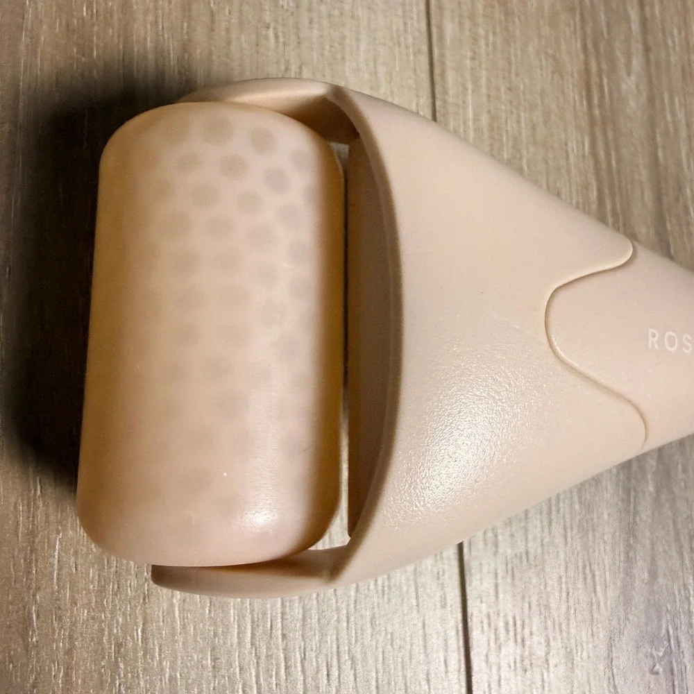Roselyn‎ boutique ice roller for face