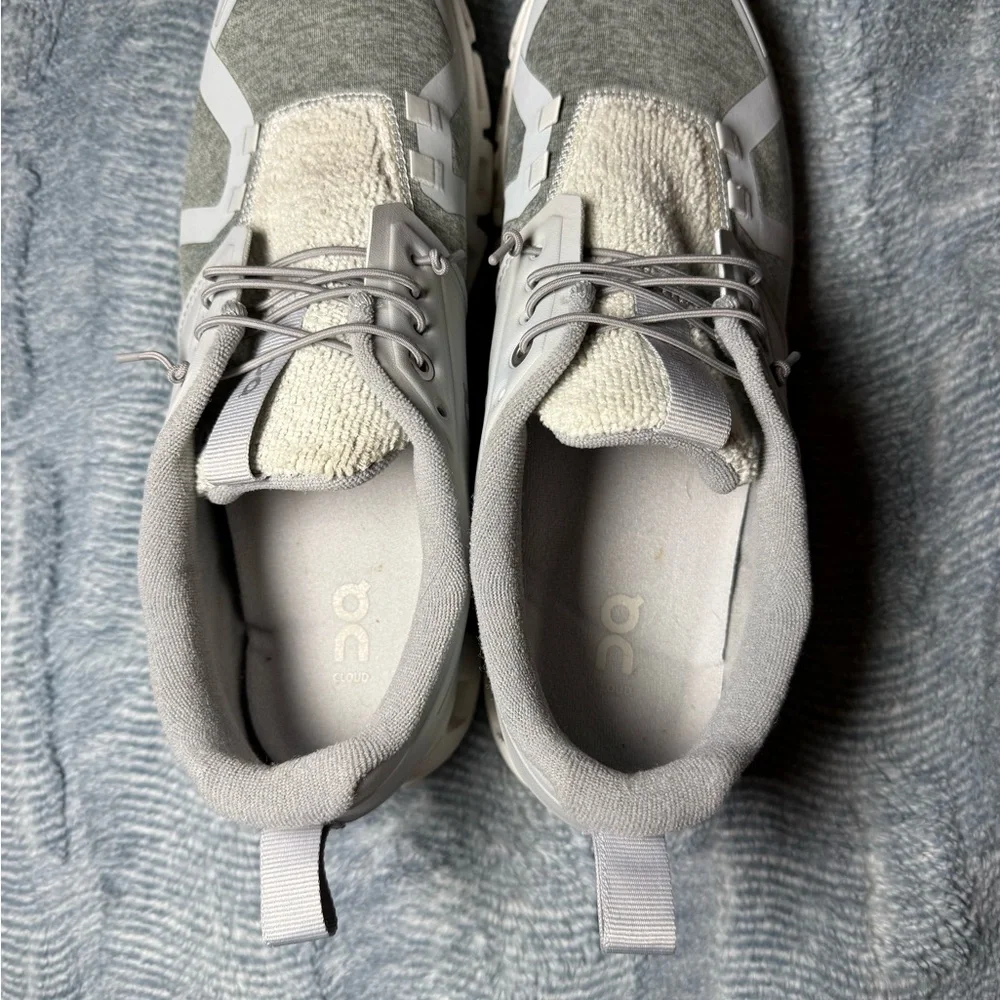 On Cloud 5 Terry Sneakers | Glacier / White | Women's Size 10.5