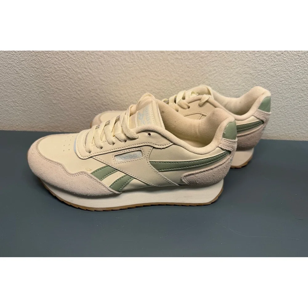 Reebok nwot size