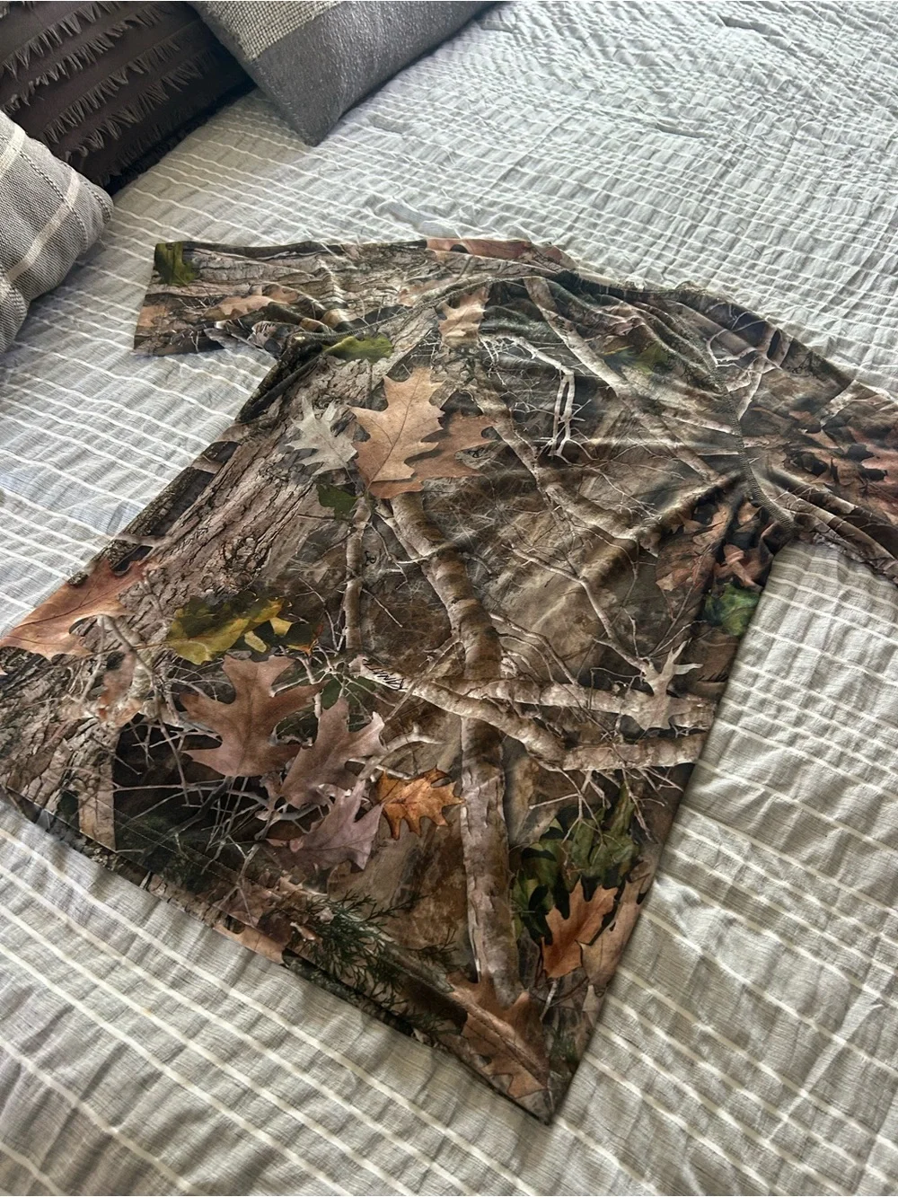Cabelas camo shirt