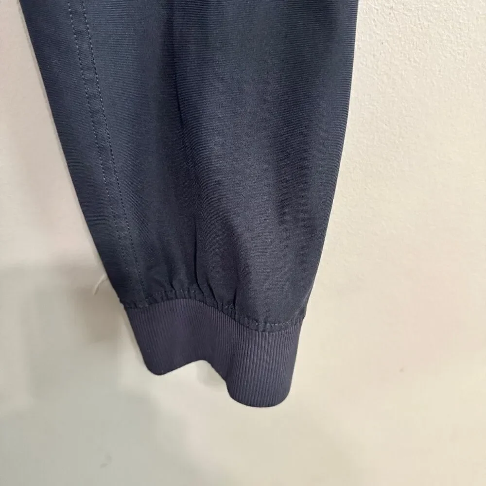 lululemon athletica features designed