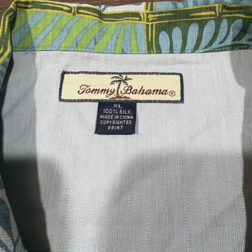 Tommy Bahama no stains