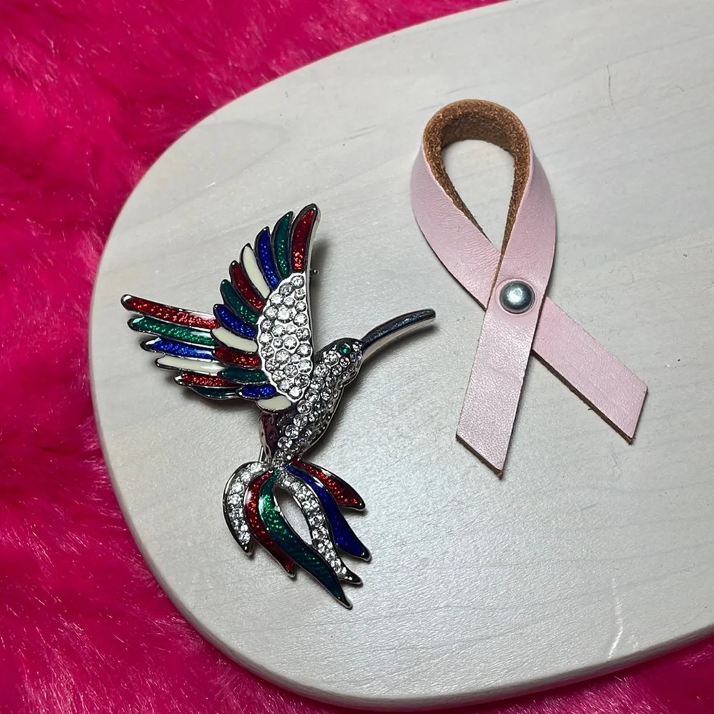 Exotic Multi Colored Dimensional Hummingbird Brooch