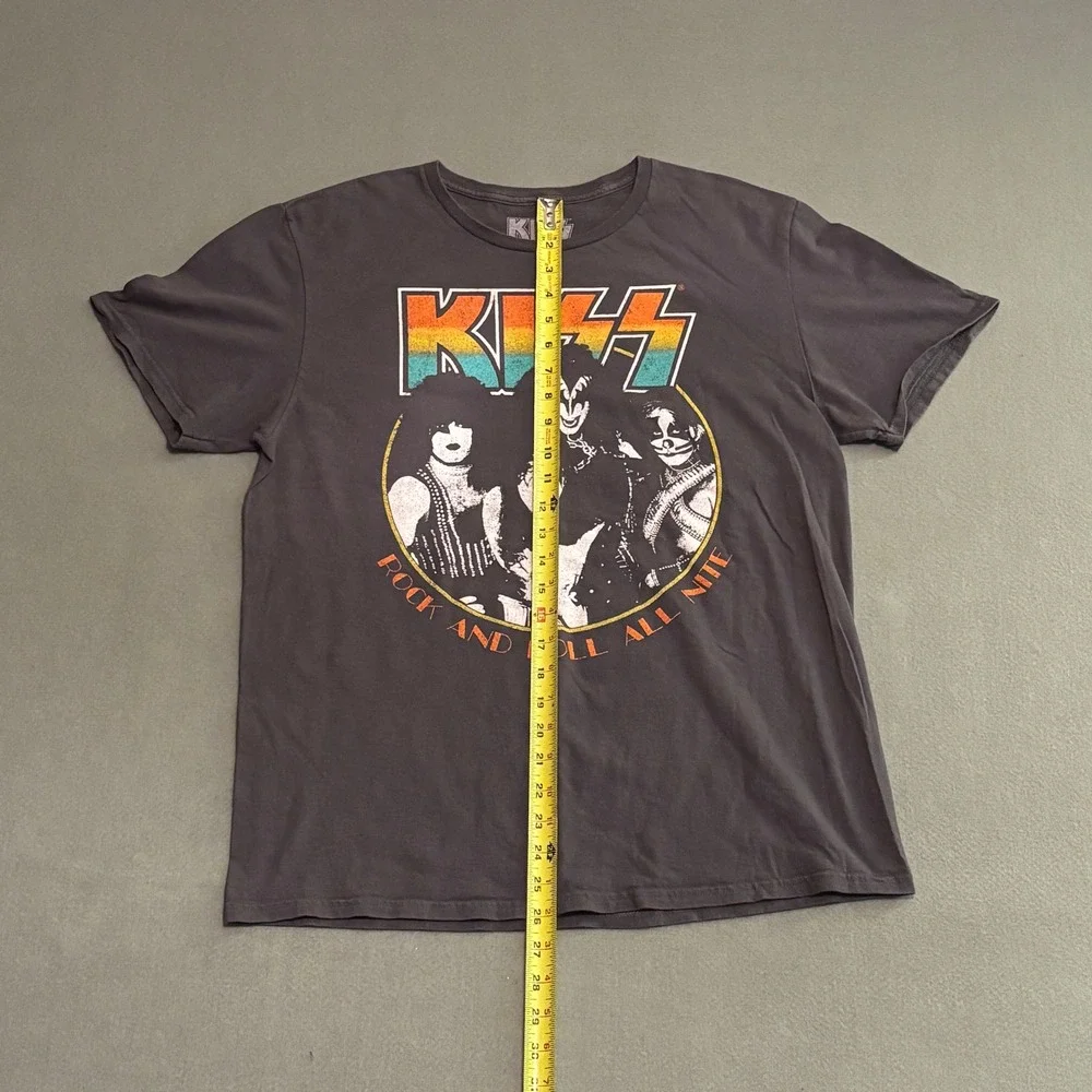 Kiss rock roll