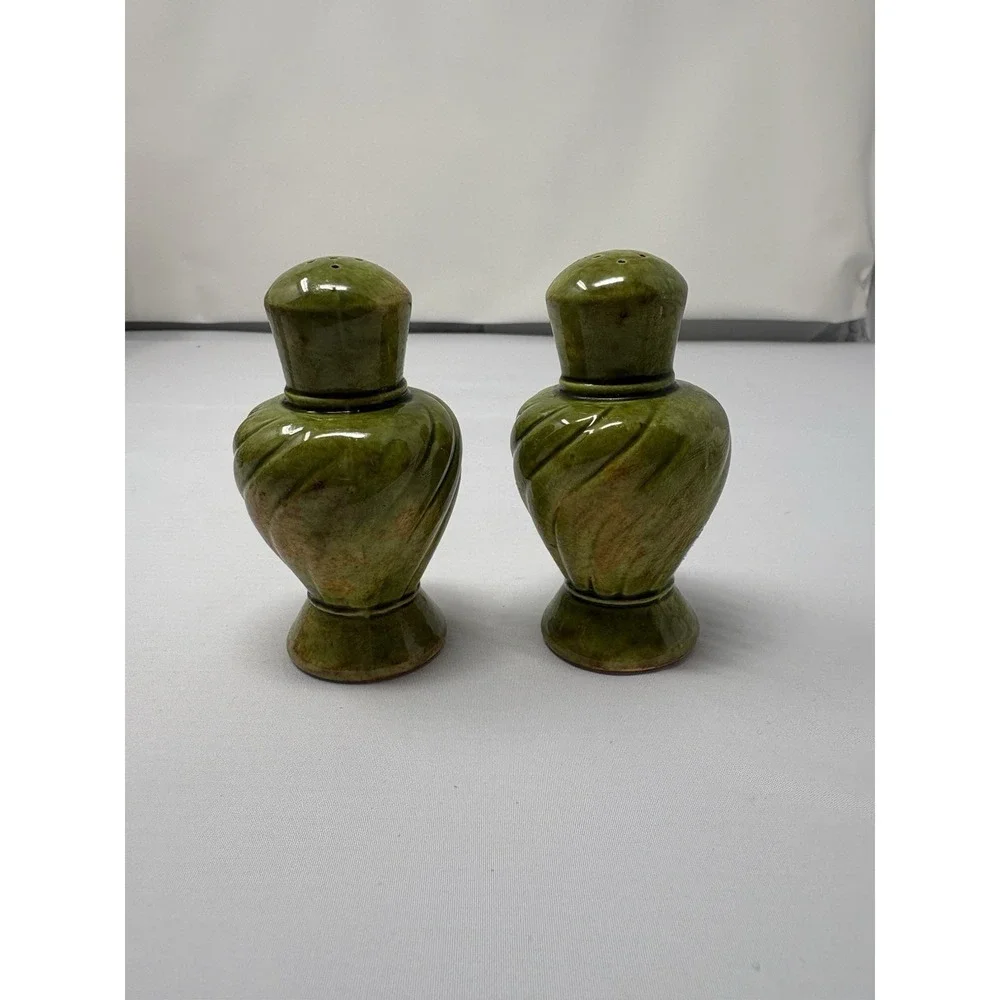 The Unbranded Brand vintage green
