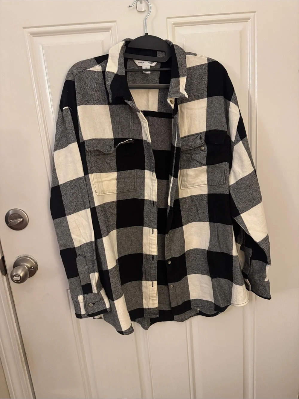 Old Navy Black & White Buffalo Check Button-Down Shirt