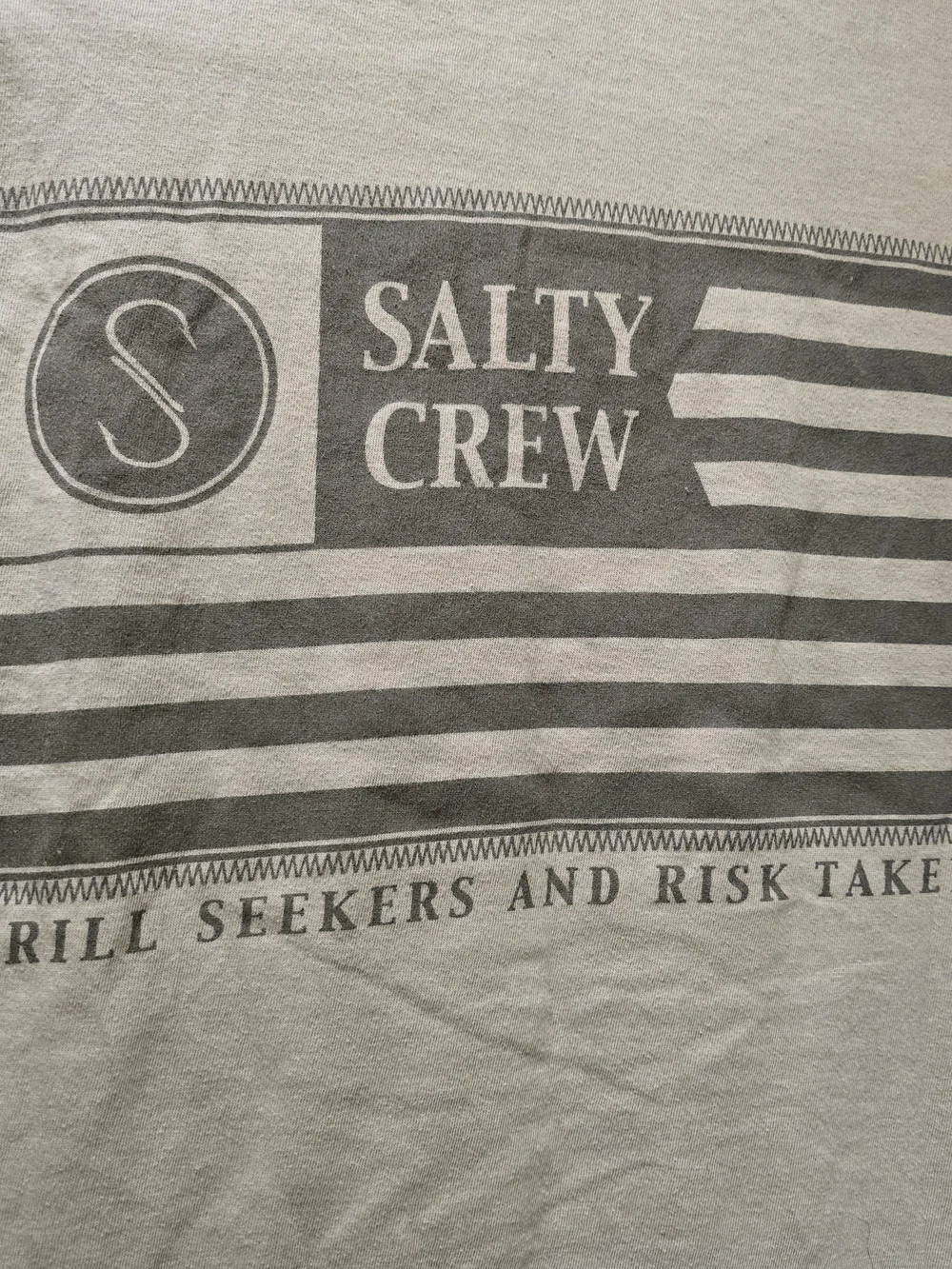 Salty Crew classic salty