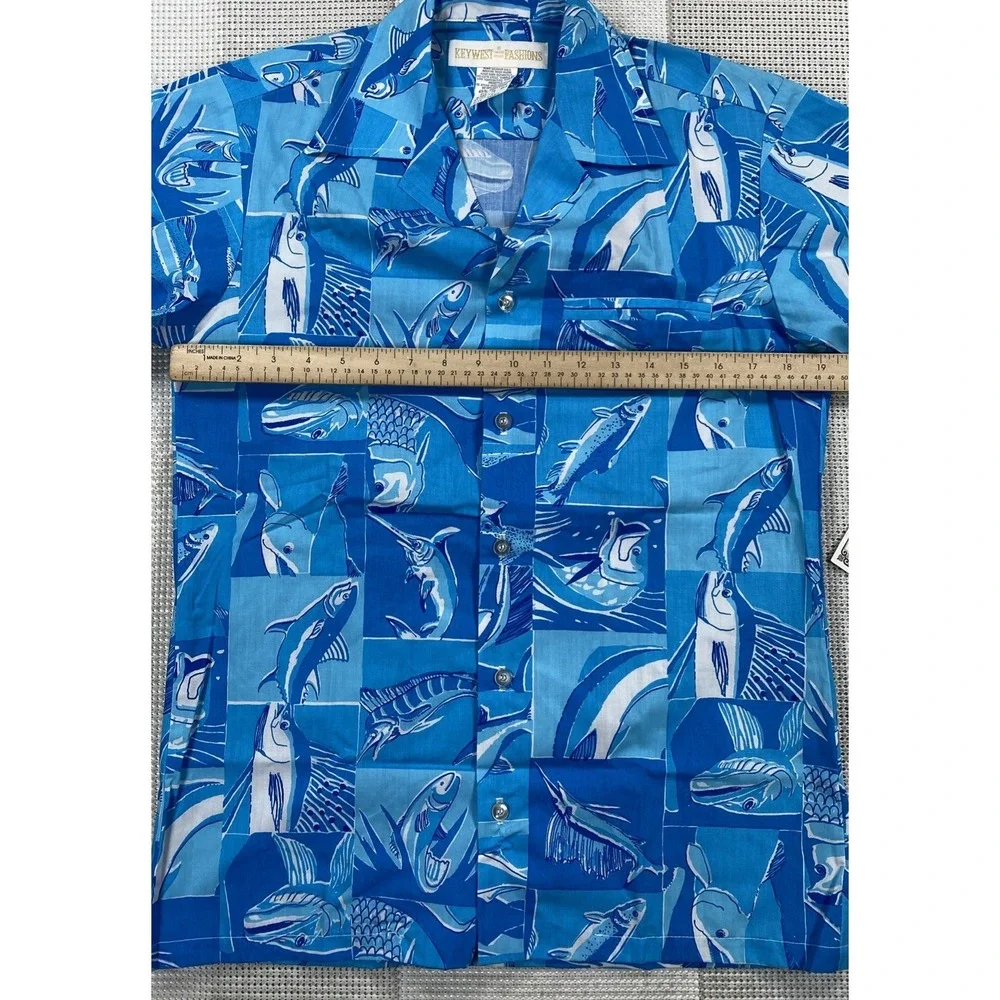 Vintage KEY WEST FASHIONS Button Up Shirt Blue Sport‎ Fish Men's Small Brand New