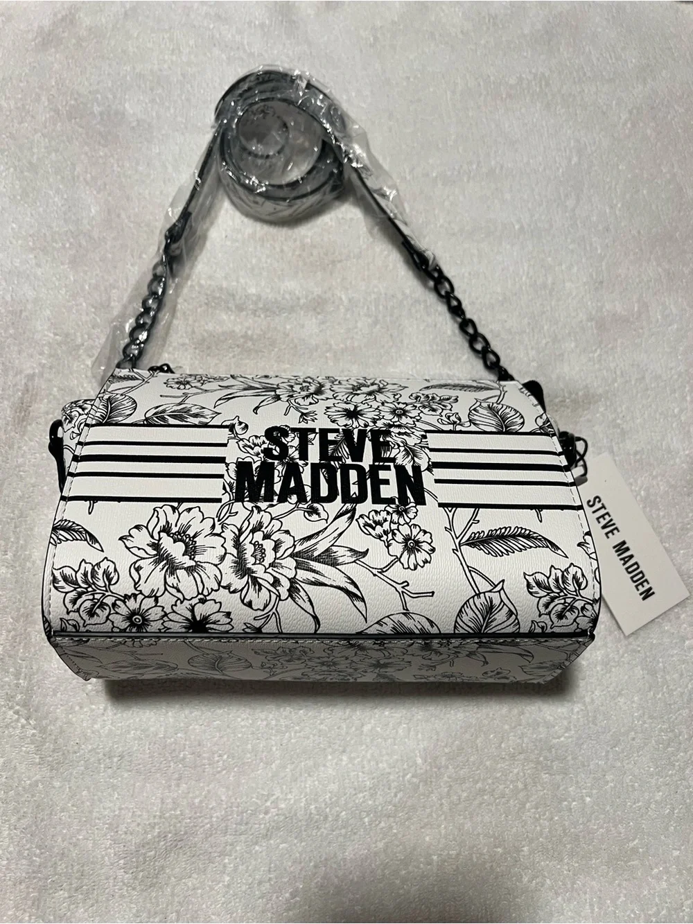 Steve Madden Black and White Floral Chain Strap Crossbody NWT