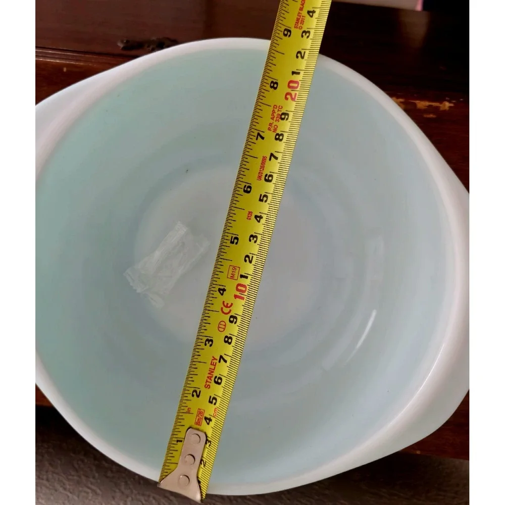 Pyrex vintage #024