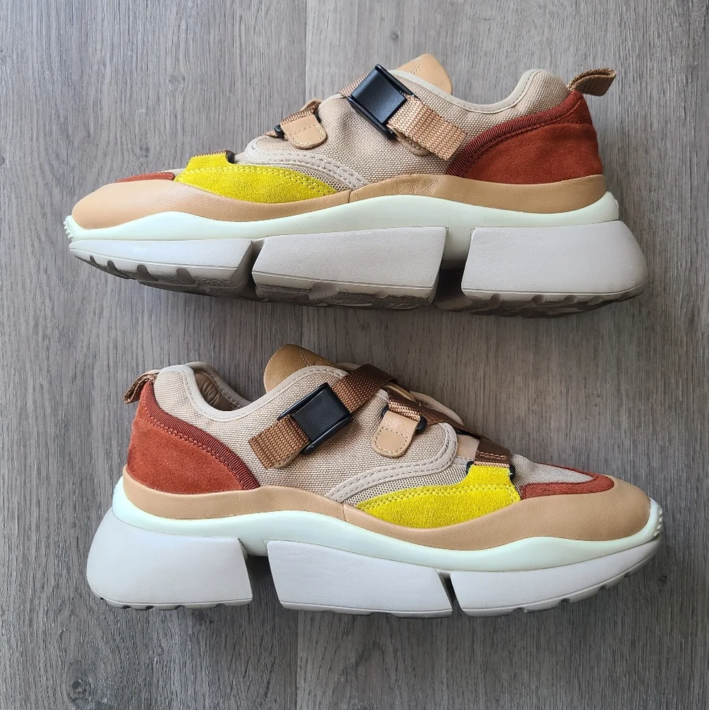 Chloé Sonnie Suede & Mesh Low-Top Sneaker - Size 38, brown, tan
