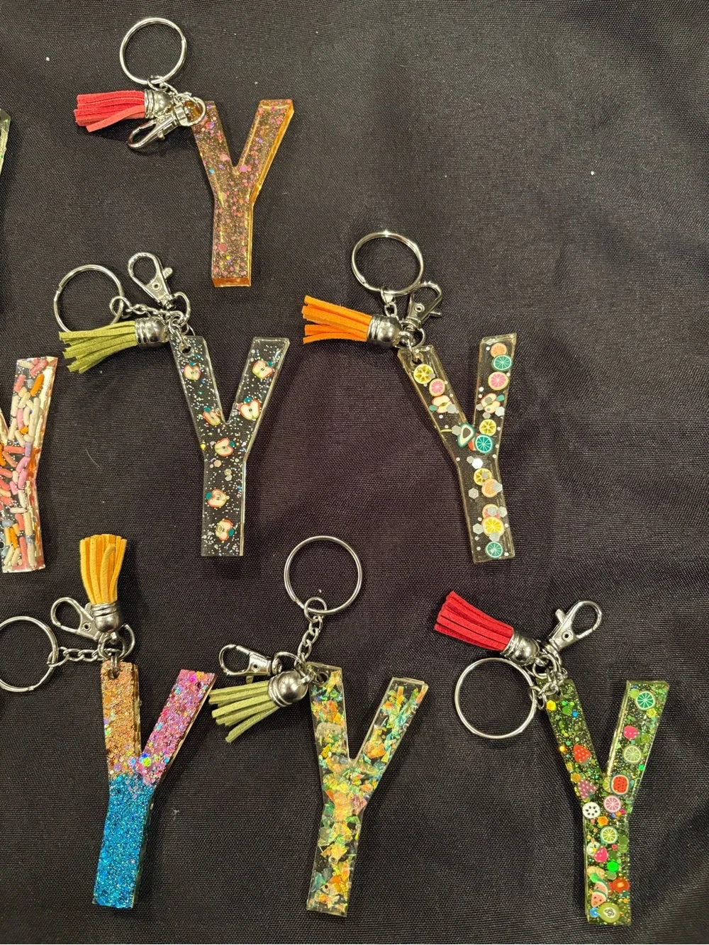 Decorative 'Y' Resin Keychains - Mixed Colors