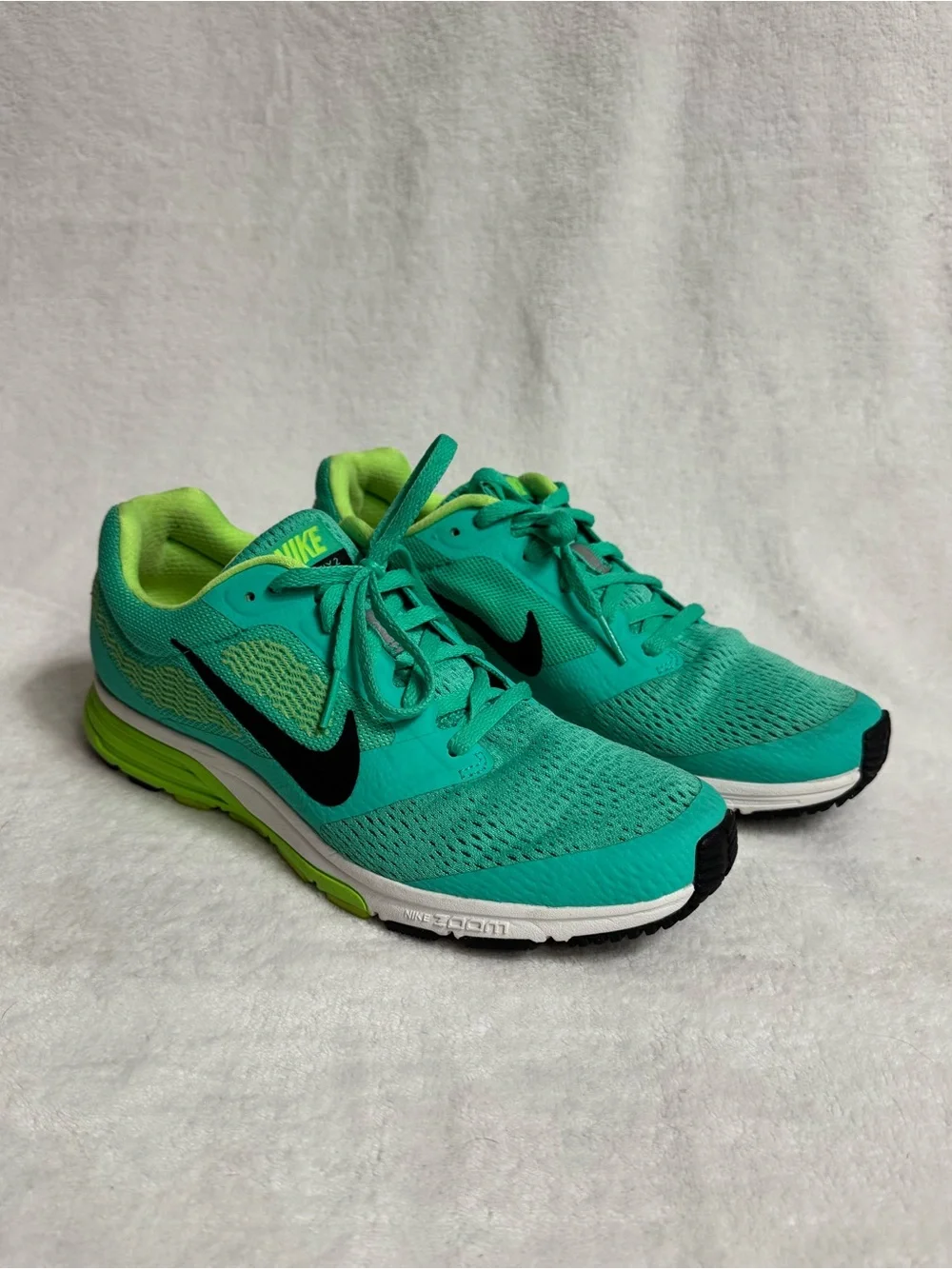 Nike Air Zoom Fly 2 - size 8.5