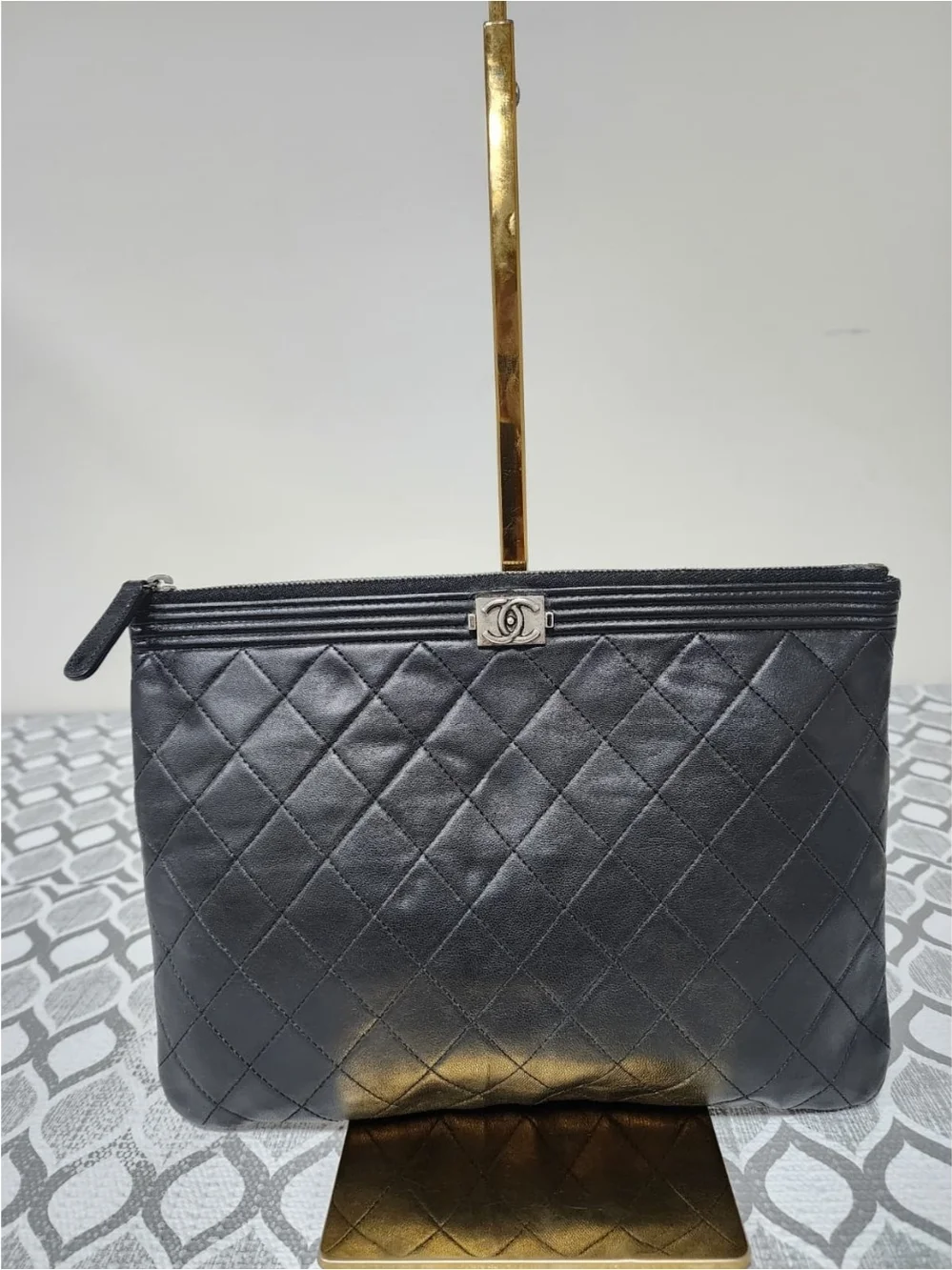 CHANEL Caviar Quilted Medium Boy Cosmetic Clutch Black