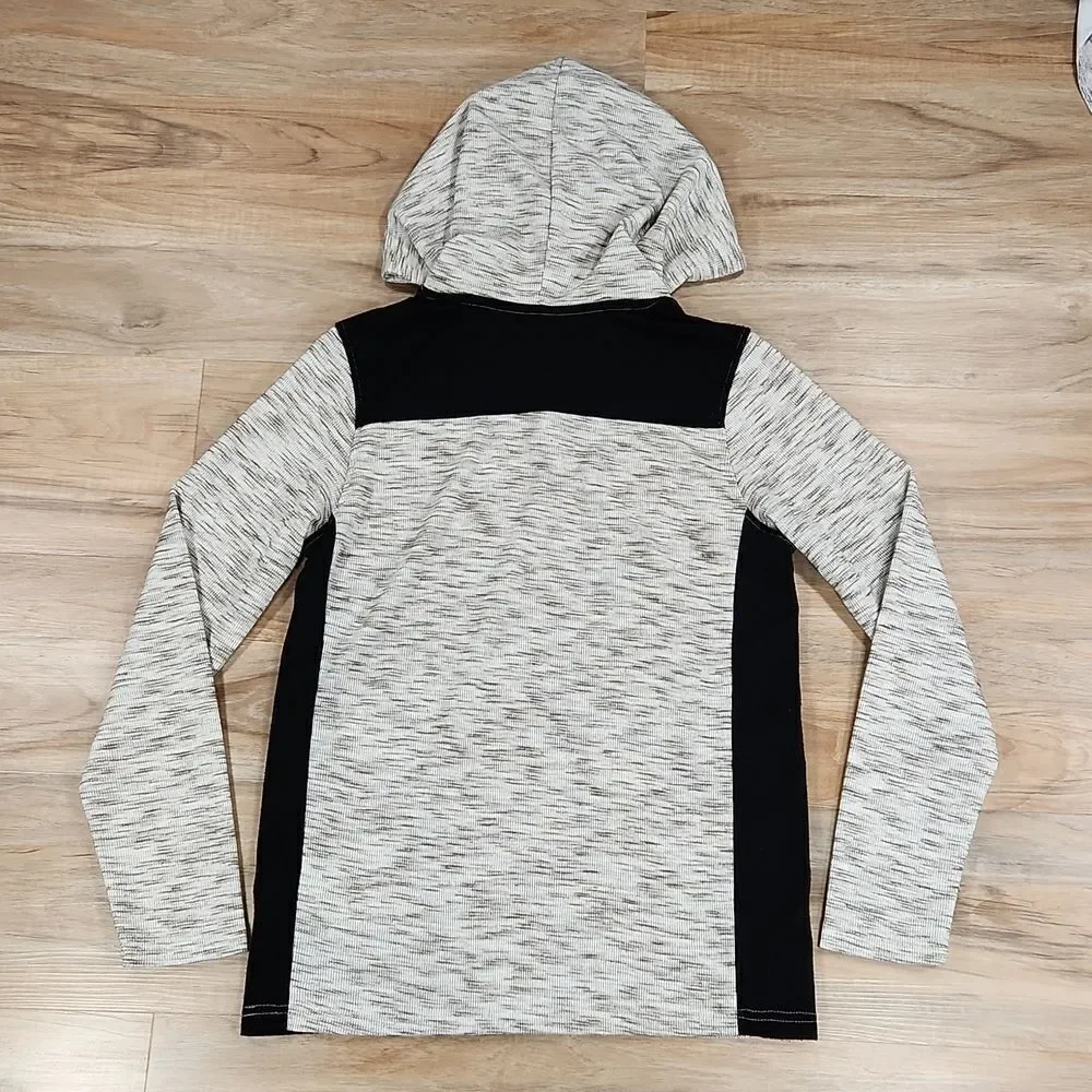 Surplus sleeve 23