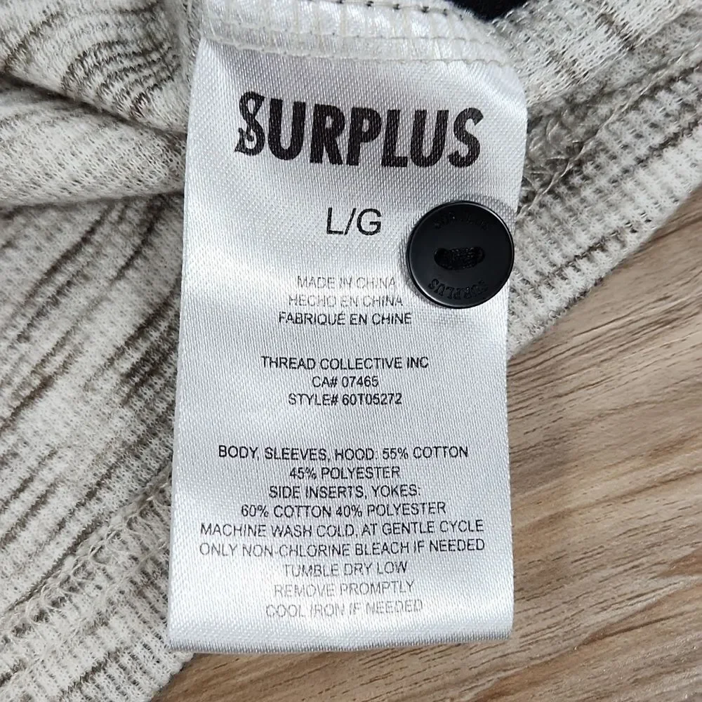 Surplus sleeve 23