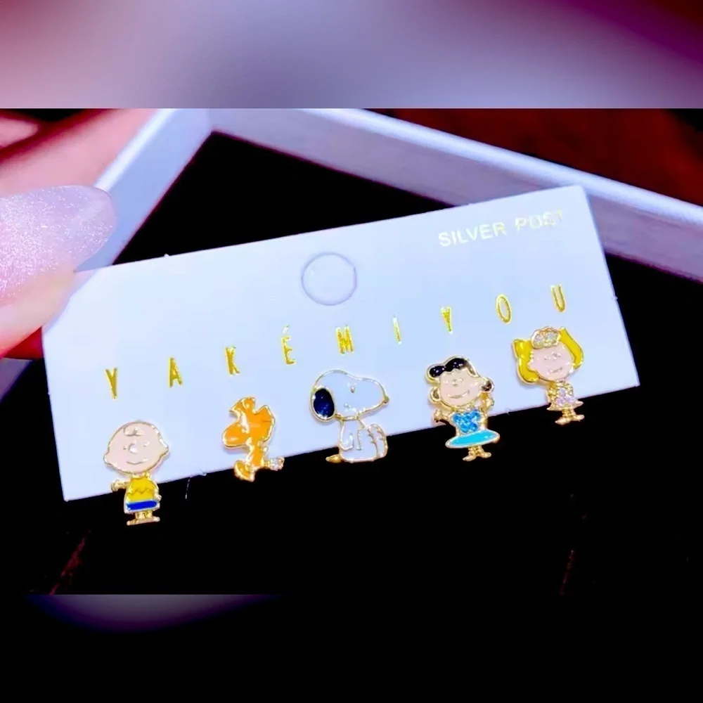 Peanuts 14k gold