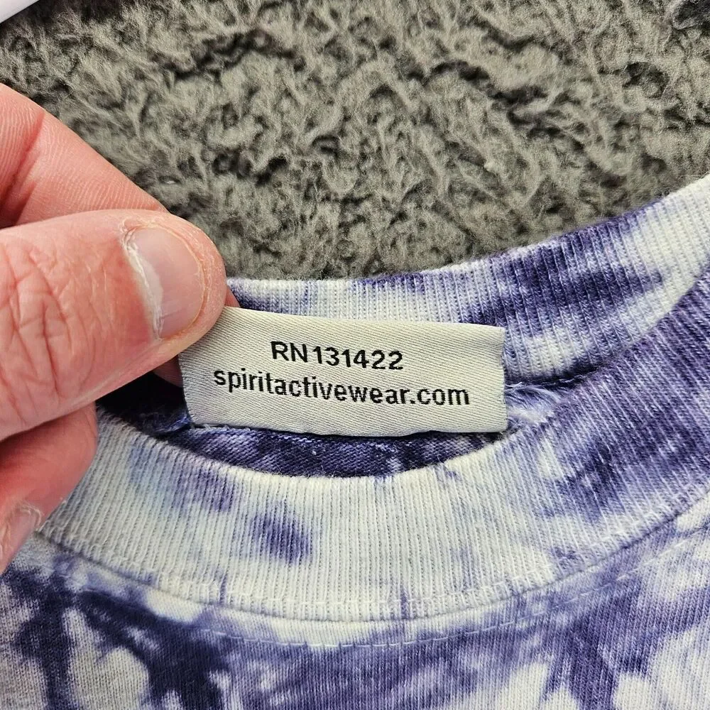 Spirit tie pullover tech